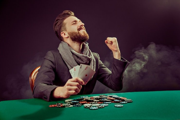 Pengguna VIP menikmati layanan mekartoto dengan perangkat mobile yang stabil dan cepat